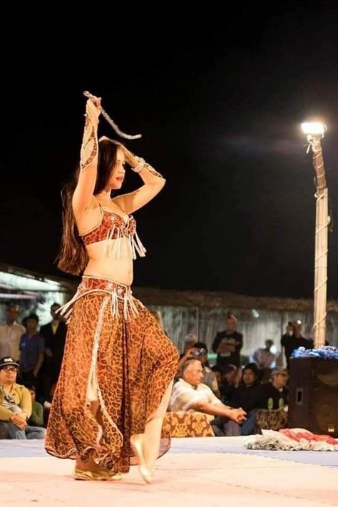 Grace and Rhythm: The Art of Belly Dancing in the Desert